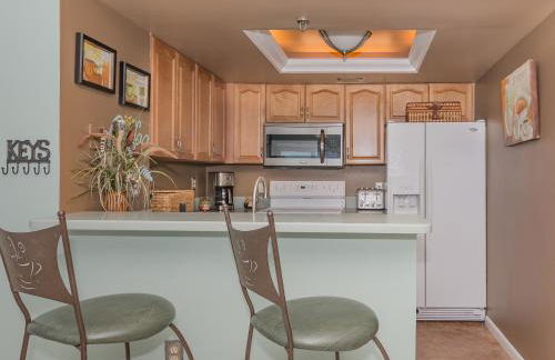 Spectacular Beachfront Views from this Tastefully Decorated Condo ~ PH5B Palm House - Foto 10