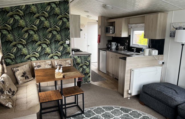 Relaxing and Quiet Holiday Cabin, Sleeps 4 - Foto 4