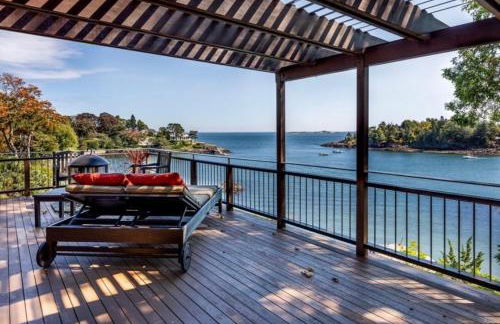 SPECTACULAR OCEANFRONT ON BOSTONs SCENIC NORTH SHORE - Foto 28