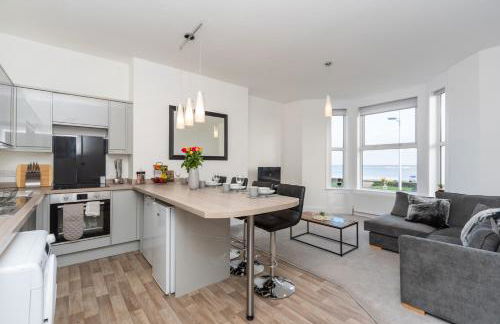 Sea Views Stunning 2 Bedroom Apartment # - Foto 6