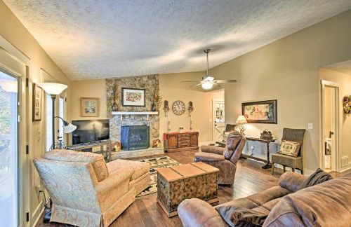 Comfy Jasper Getaway with Community Amenities! - Foto 1