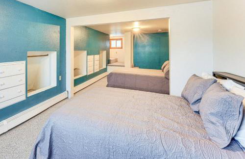 Hike, Ski and Soak! Spacious Anchorage Getaway - Foto 21