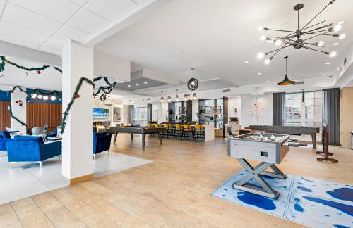 Modern 2BR 2BA Condo Sleeps 8 with Gym Laundry 20 Min to NYC - Foto 28