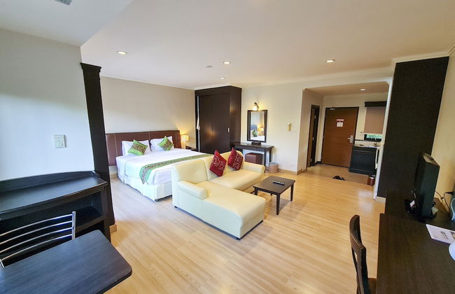 Grand Garden Hotel & Residence - Photo 2