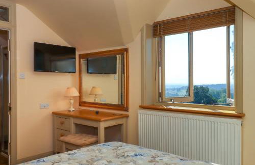 Sherway Coach House - Photo 26