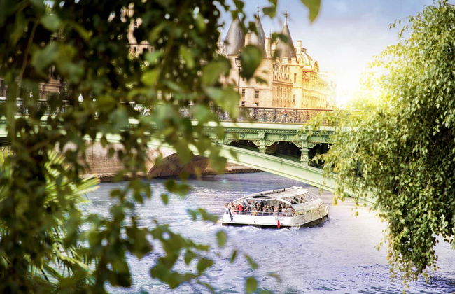 Barco turístico de París Batobus - Foto 2