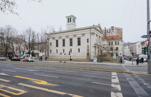 Homely Berlin - Familien & Gruppen, Eigener Eingang, Top Anbindung - Foto 36