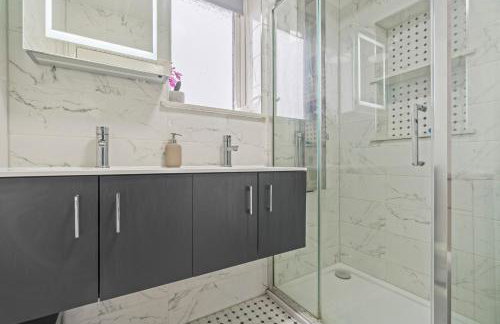 Modern Stay in Nuneaton with Free Parking - Foto 23