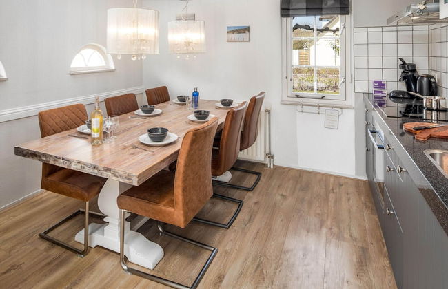 Villa in Domburg Near North Sea Beach - Photo 4