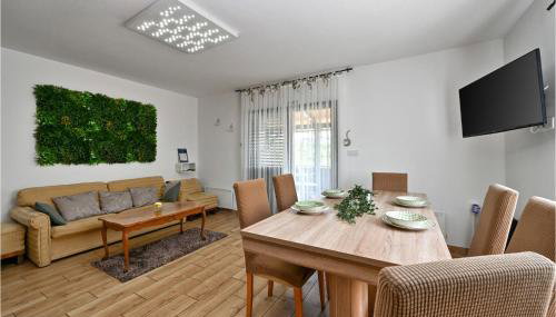 Lovely Home In Biskupec Zelinski - Foto 4