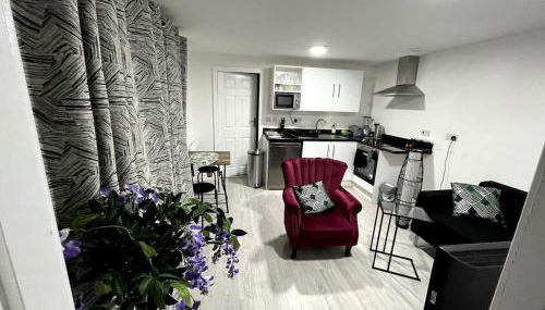 Cosy newly built Self-contained garden flat - Foto 1