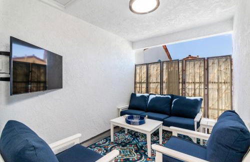 Family Beach House, 400ft to Beach, Parking, BBQ - Foto 29