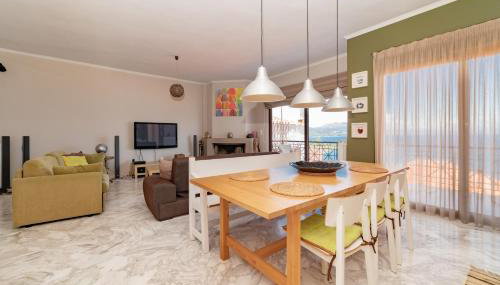 Horizon House - Photo 2