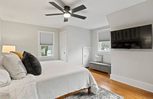 Rochester Gem: 3BR Near All! - Foto 31