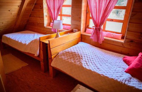 Kućica na brijegu - Foto 5