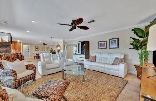 Siesta Key Beach Waterfront Home with Kayaks and Bikes - Foto 26