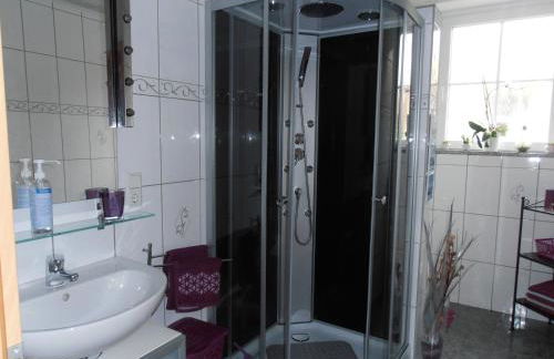 Schöne Moderne Wohnung - Foto 17