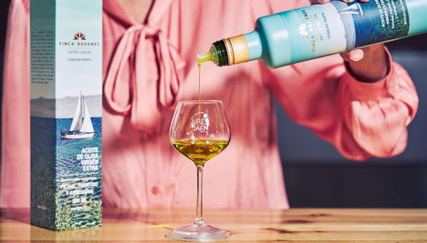 Realizaremos uma degustação de azeites de oliva extra virgens