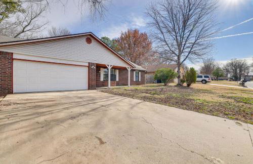 Rogers Vacation Home with Yard 5 Mi to Bentonville - Foto 26