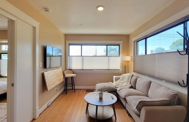 Peach Street Inn by WanderLodges - Photo 40