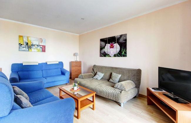 Apartment in Roses by the Beach - Photo 1