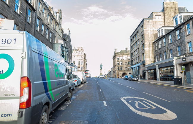 Tony Asga - Coady Apartment - Photo 50