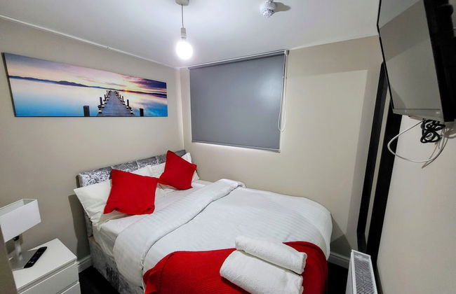 Comfortable Stay - LB Ave - Photo 6