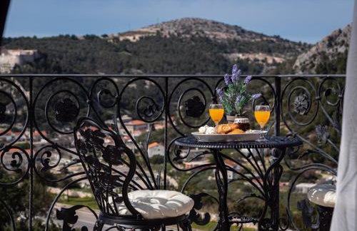 Elegant Hvar town villa with pool - Photo 68