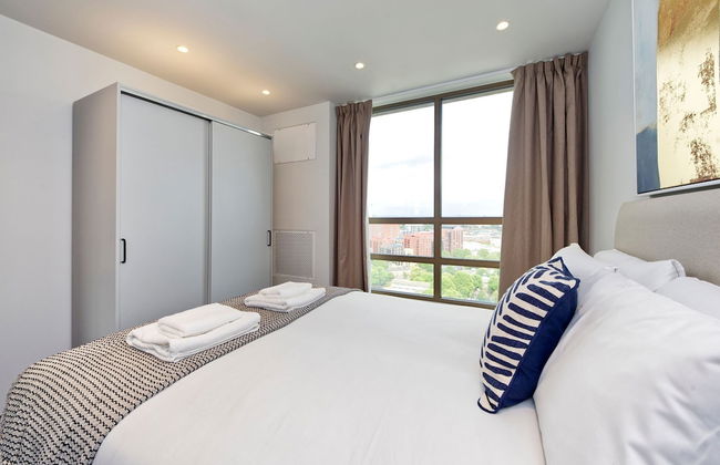 Luxury Two-bedroom Flat in East London s Poplar - Foto 9