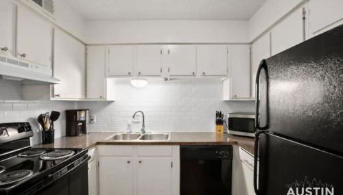 WFH in Relaxing Clarksville Townhome with Parking - Foto 5