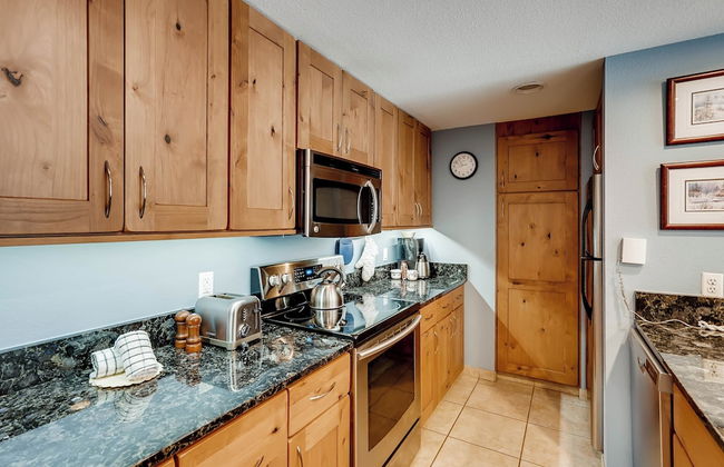 Studio in Lakeside Village, Updated Kitchen & Bath apts - Foto 93