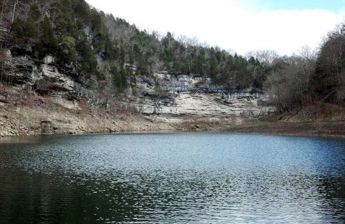 Lakefront Cottage Getaway near Daniel Boone National Forest in Kentucky - Foto 13