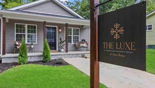 The Luxe/HotTub/Playground/12min KHP/30min Ark - Foto 2