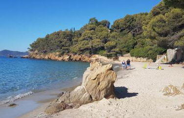 L'Odyssée provençale, un duplex de charme de 2 chambres au pied du village médiéval de Bormes-les-Mimosas, offrant des prestations haut de gamme et une superbe vue sur le Massif des Maures - Foto 30