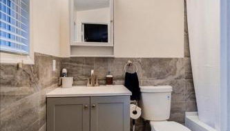 Catskills Lakefront with Hot Tub, Sauna and Theater - Foto 2