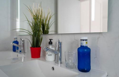 Luxurious apartment with large terrace and sea views - Foto 25