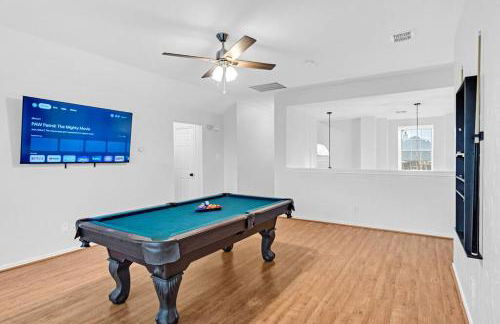 4 BR w/ Pool 10 min to Six flags, AT&T Stadium & Glode Life Park - Foto 49