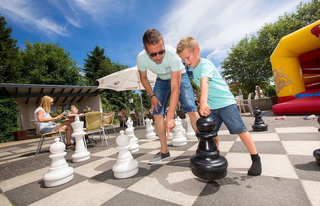 Single Storey Bungalow near Water Reservoir in Nordeifel - Foto 30