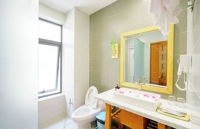 Palm River Boutique - Photo 71