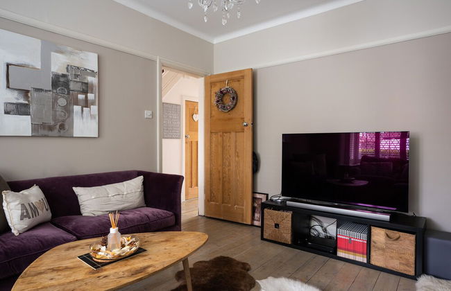 Contemporary Bright House 20 Min To Manc - Photo 21