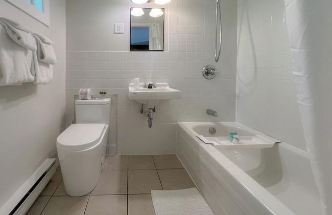 Barefoot Villas Room 4 Cedar - Photo 11