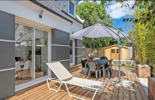 Family House Near Mousterlin Beaches - Foto 17