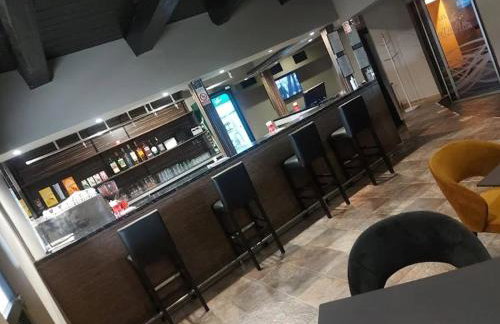 Old house by the stream - Photo 76