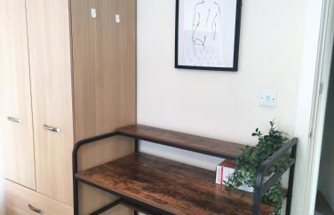 Spacious Homely Manchester City Stay Near AO Arena and Shopping Centre with 500Mbps Internet & Netflix - Foto 5