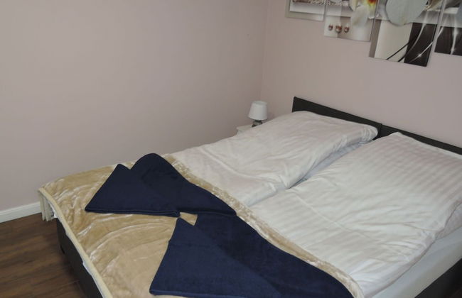 Family House in Wapnica by Emerald Lake - Photo 3