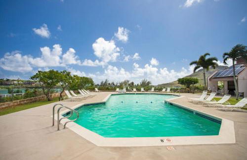Central and Bright 2 BR, 2 BA, Pool and Oceanview - Foto 4