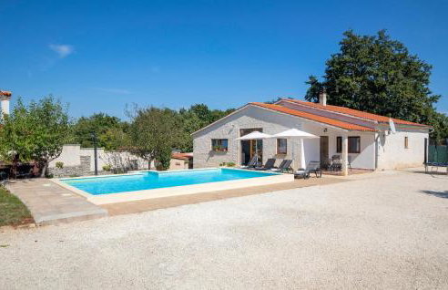 Three-Bedroom Holiday Home In Divsici - Foto 9