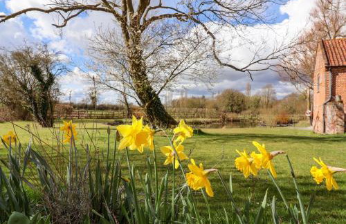 Brook Farm - Photo 3