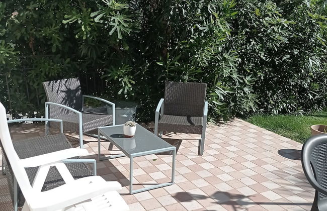 Captivating 1-bed Apartment in Gallinaro - Foto 10