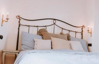 Unique historical home, middle of the village, bath & patio - Foto 22